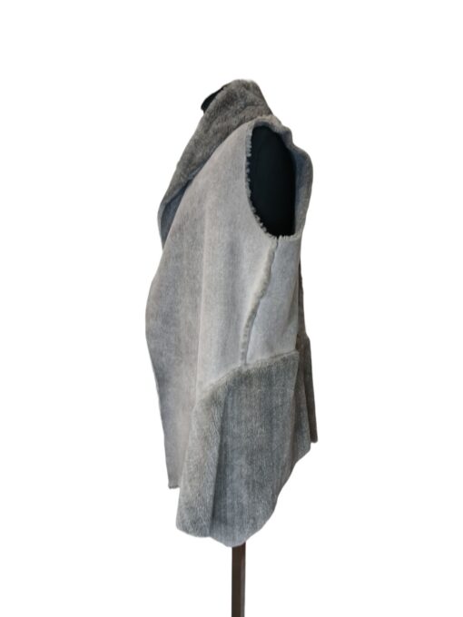 Hall kunstnahast vest (40) - Image 3