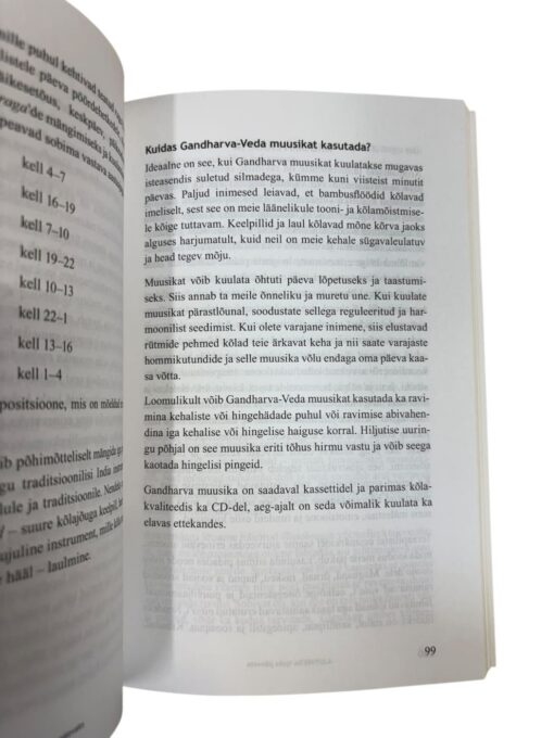 "Ajurveeda igaks päevaks" Dr Ernst Schrott - Image 2