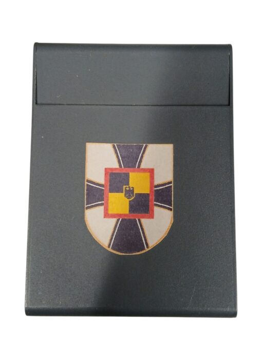 Portselanist medaljon karbis - Image 4