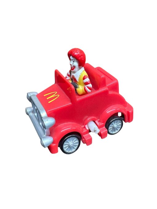 Punane McDonaldsi mänguasi