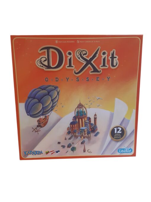 Dixit lauamäng.