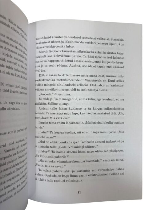 "Artemis" Andy Weir - Image 2